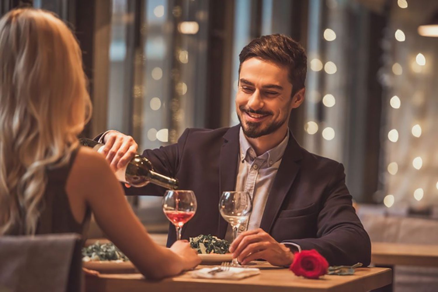 Our dating. Пара на свидании. Date свидание. Свидание Сток. Свидание Shutterstock.